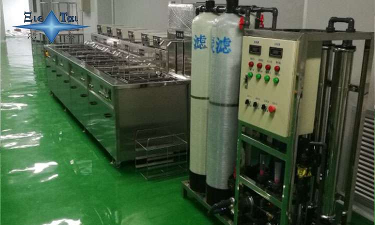超聲波清洗技術在半導體器件精準清洗中的關鍵作用 超聲波清洗技術在半導體器件精準清洗中的關鍵作用