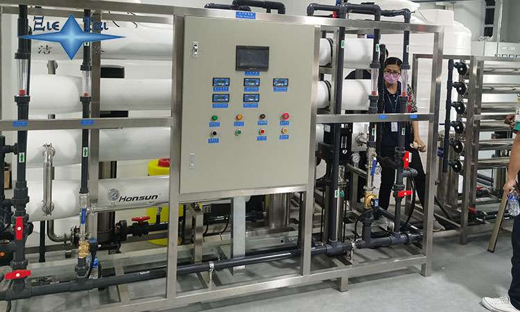 深入了解超聲波清洗機清洗槽：結構、材質與性能影響因素
